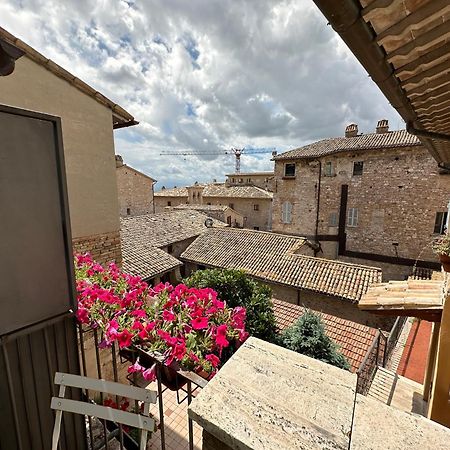 Portica Apartment Assisi Ruang foto